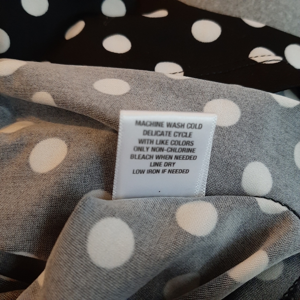 East Adeline Polka-dot Faux Wrap dress - Picture 4 of 5